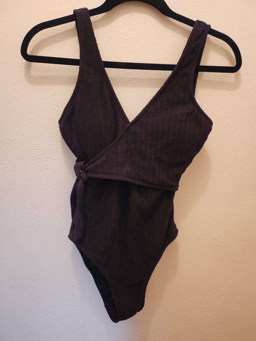 Apt. 9 Black Ribbed Wrap One-Piece Swimsuit Size Small